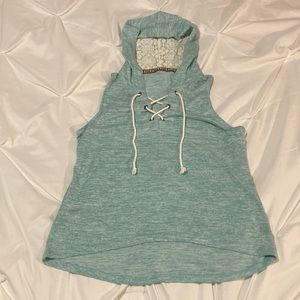 Turquoise tank!